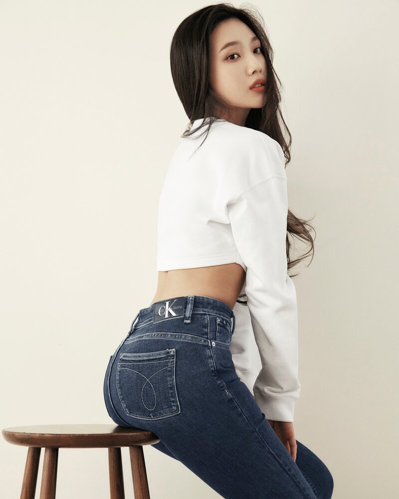 Red Velvet's Joy Stuns Everyone with Calvin Klein Photoshoot